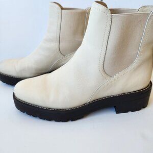 Sam Edelman Justina Lug Sole Chelsea Boots Ivory Winter Outdoors Cabincore